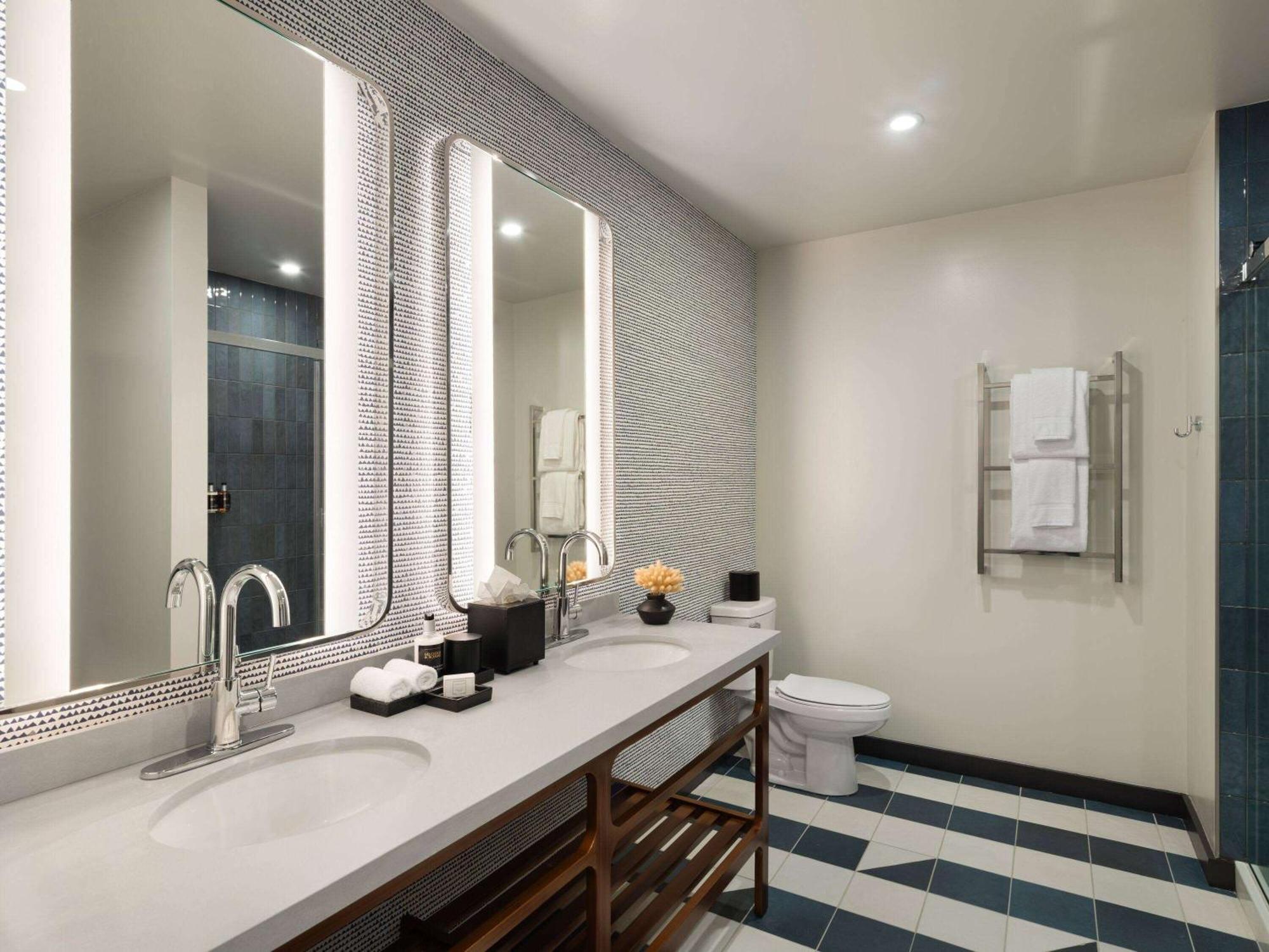 Origin Kansas City Riverfront, A Wyndham Hotel Ngoại thất bức ảnh